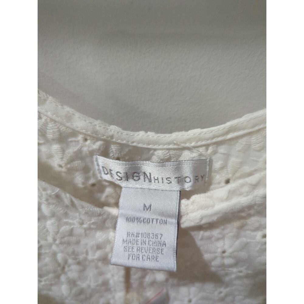 Design History Cream Ruffle Eyelet Top NWT - Picture 4 of 4